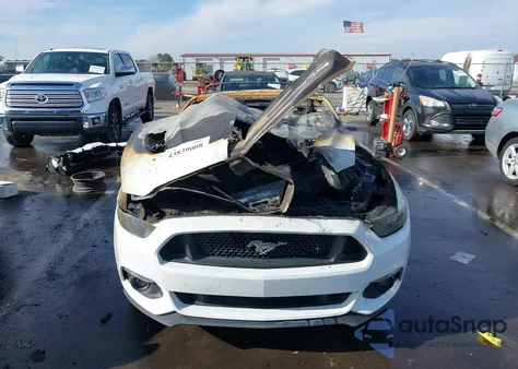 2017 Ford Mustang Gt Premium z USA, uszkodzony, nr VIN 1FATP8FF8H5292570